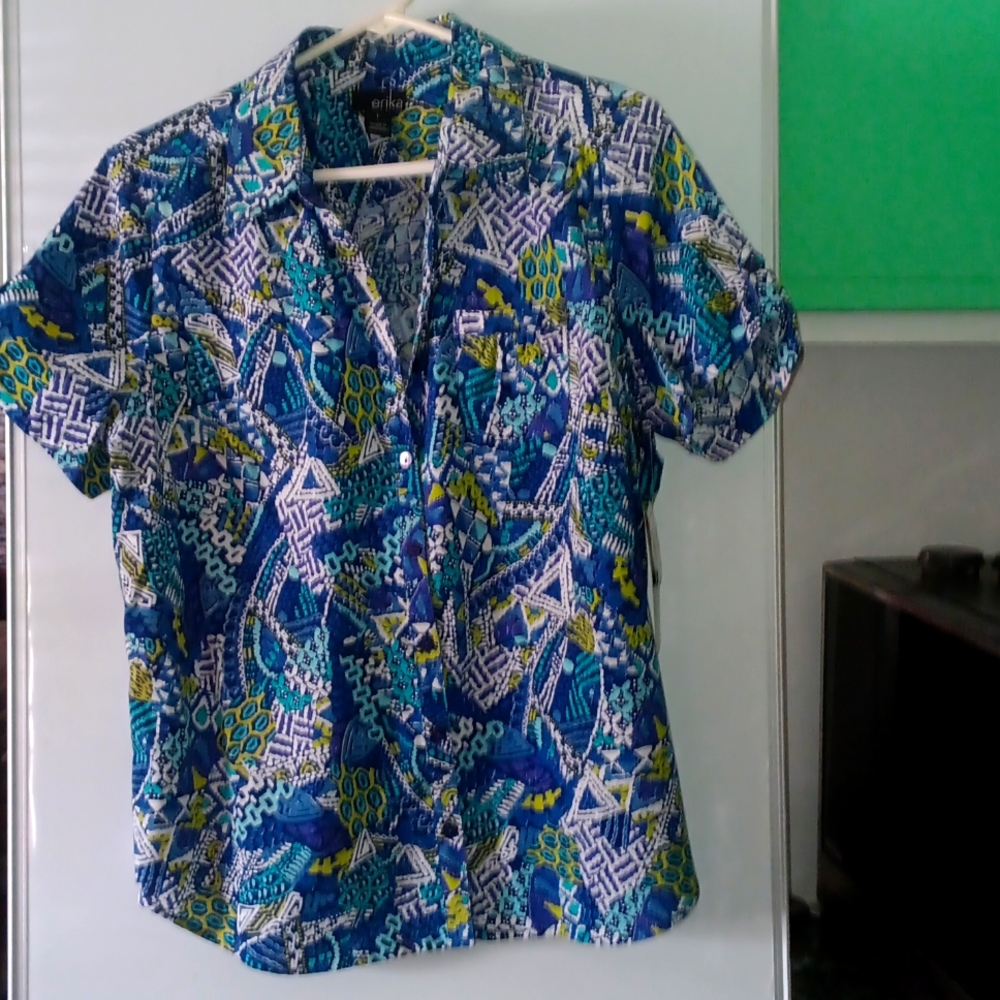 ERICA woman's geometrical top L. Mostly blue & yellow, button down.